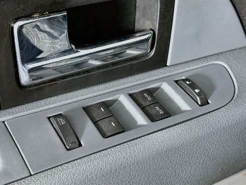 Used 2012 Ford F150 XLT w/ XLT Chrome Pkg RWD image 15