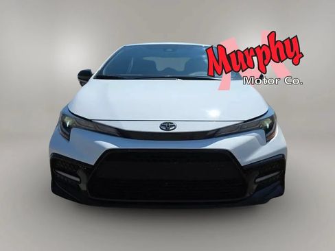 Used 2021 Toyota Corolla SE FWD image 3