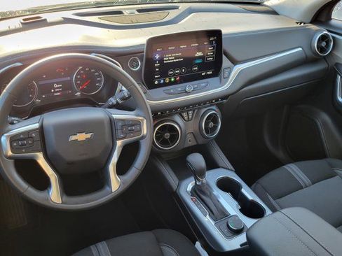 Certified 2025 Chevrolet Blazer LT image 23