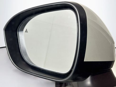 Used 2023 Nissan Rogue SV FWD image 16