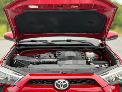 Used 2016 Toyota 4Runner SR5 AWD/4WD image 48
