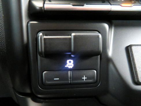 Used 2019 Chevrolet Silverado 1500 LT w/ Z71 Off-Road Package image 40