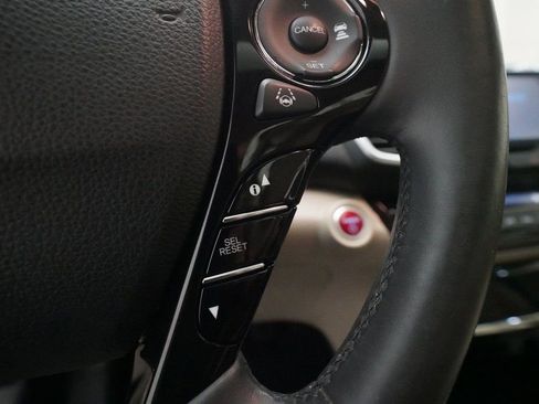 Used 2017 Honda Accord Touring image 20