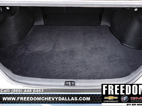 Used 2022 Toyota Camry LE image 43