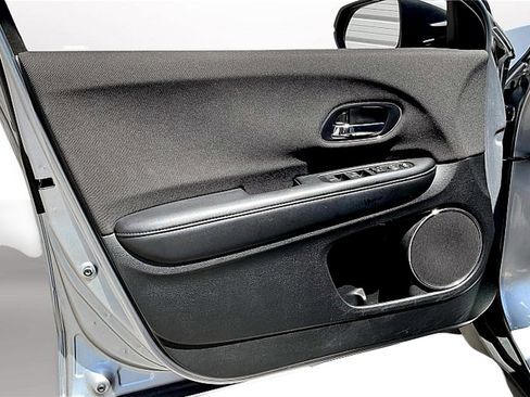 Used 2020 Honda HR-V EX image 23