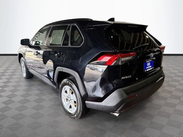 Used 2020 Toyota RAV4 XLE w/ Convenience Package AWD/4WD image 5