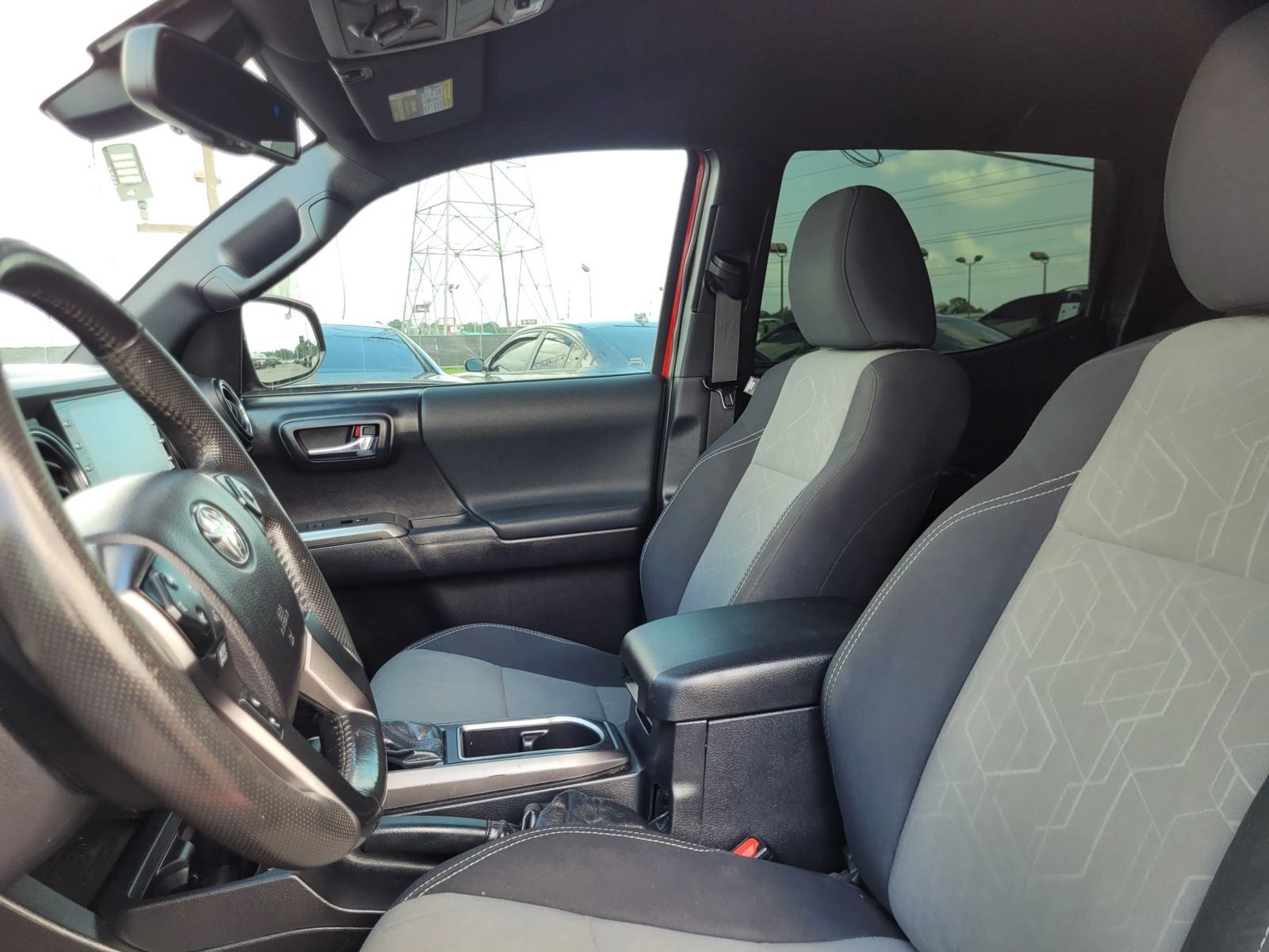 Used 2021 Toyota Tacoma TRD Off-Road AWD/4WD image 2