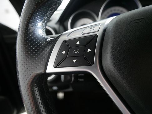 Used 2014 Mercedes-Benz C 250 Coupe image 27