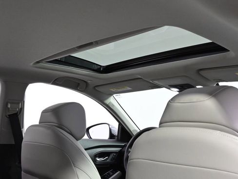 Used 2025 Honda Accord Touring image 17