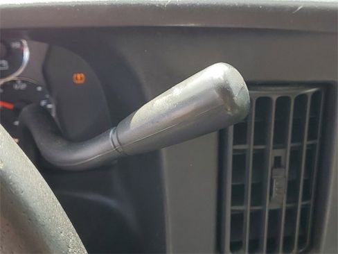 Used 2008 GMC Savana 3500 image 16