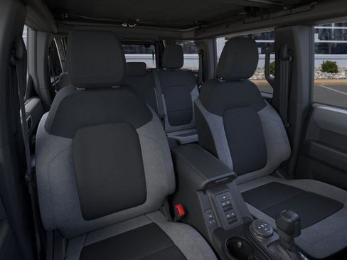 Used 2025 Ford Bronco Big Bend image 10