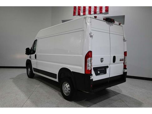 Used 2019 RAM ProMaster 1500 w/ Premium Appearance Group FWD image 7