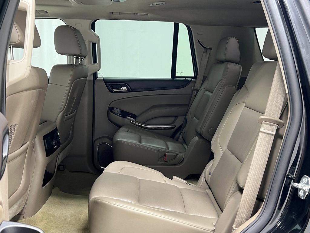Used 2016 GMC Yukon SLT w/ Open Road Package AWD/4WD image 35