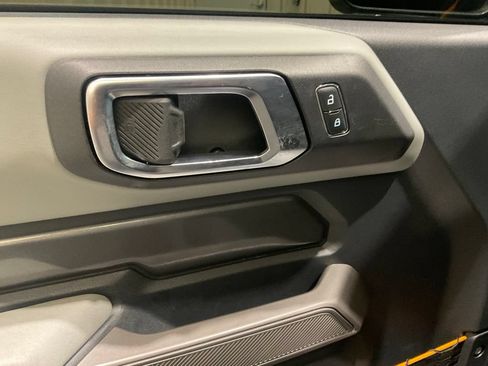 Used 2022 Ford Bronco Badlands AWD/4WD image 7