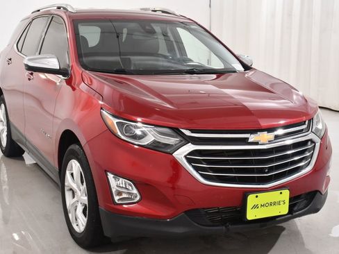 Used 2019 Chevrolet Equinox Premier AWD/4WD image 4