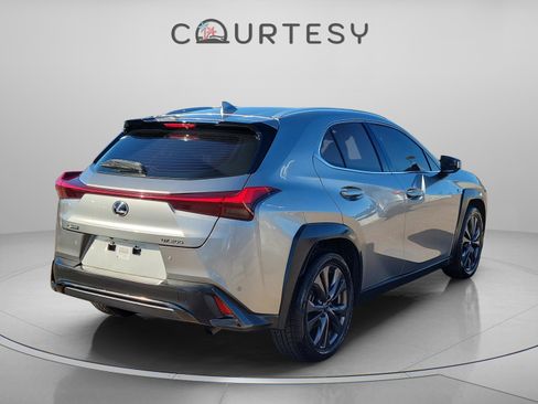Used 2019 Lexus UX 200 F Sport w/ F Sport Premium Package image 4