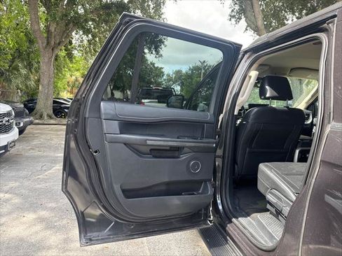Used 2024 Ford Expedition Max XLT AWD/4WD image 17