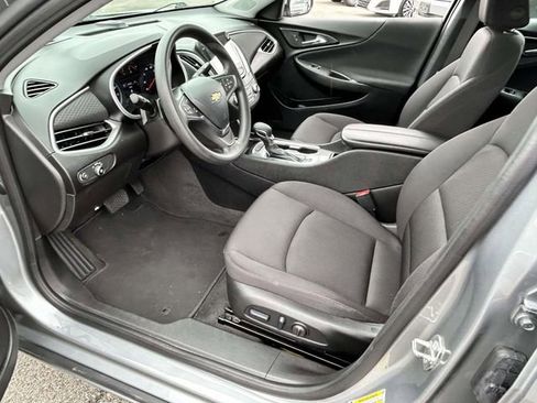 Used 2024 Chevrolet Malibu LT FWD image 11