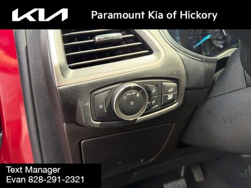 Used 2022 Ford Edge SEL w/ Convenience Package AWD/4WD image 19