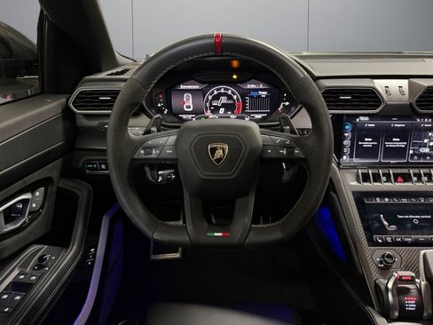 Used 2024 Lamborghini Urus Performante AWD/4WD image 12