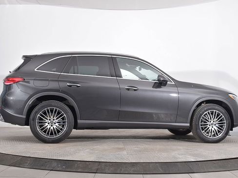 Used 2026 Mercedes-Benz GLC 300 4MATIC image 8