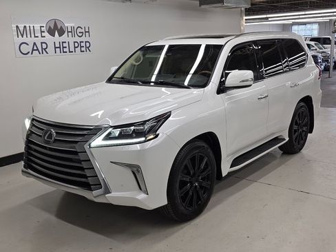 Used 2017 Lexus LX 570 4WD w/ Luxury Package image 14