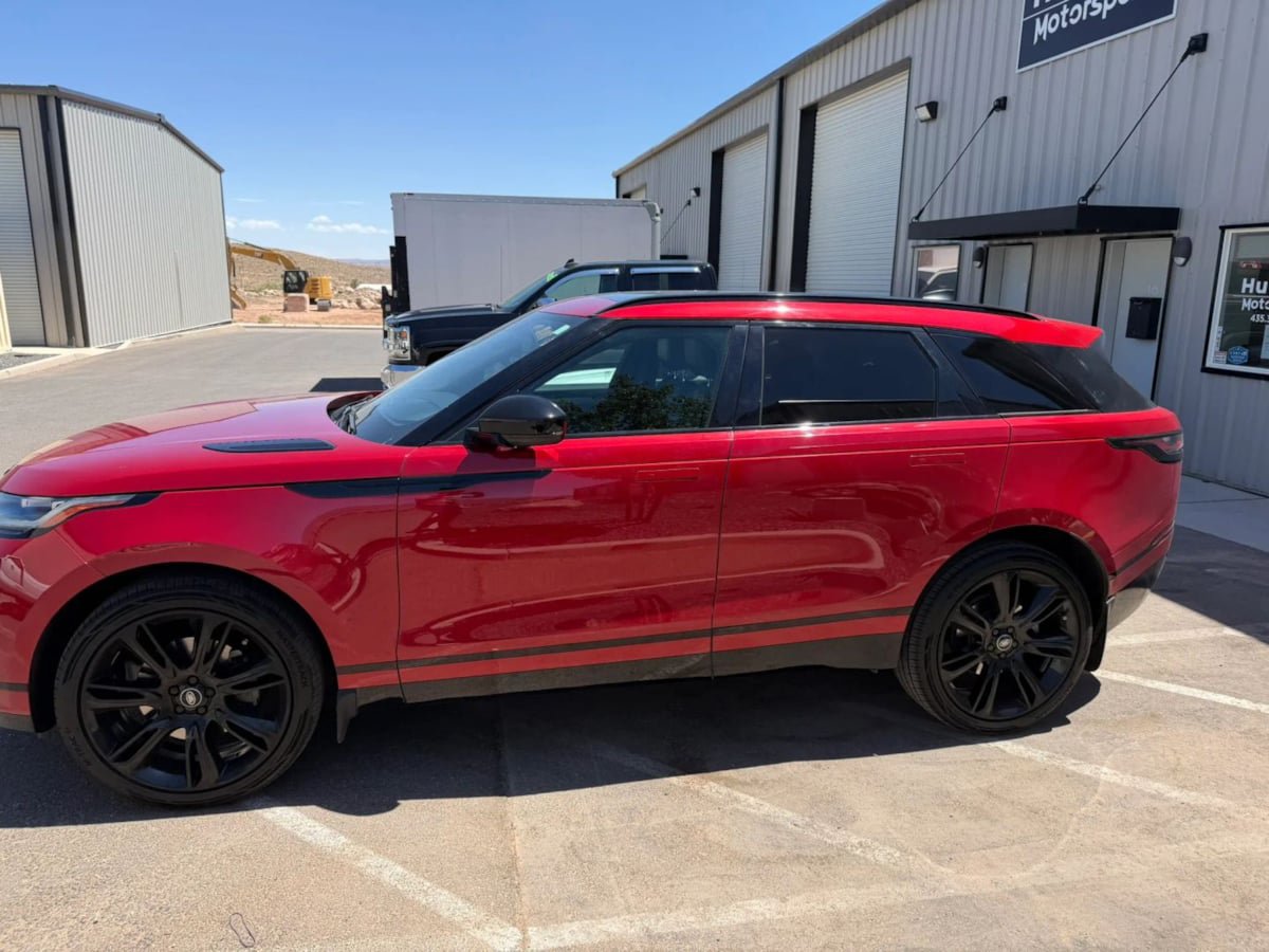 Used 2023 Land Rover Range Rover Velar R-Dynamic S AWD/4WD image 4