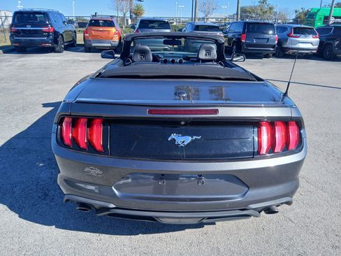 Used 2018 Ford Mustang Premium w/ Equipment Group 201A RWD image 5