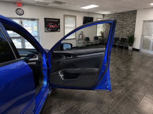 Used 2019 Honda Civic Sport image 19