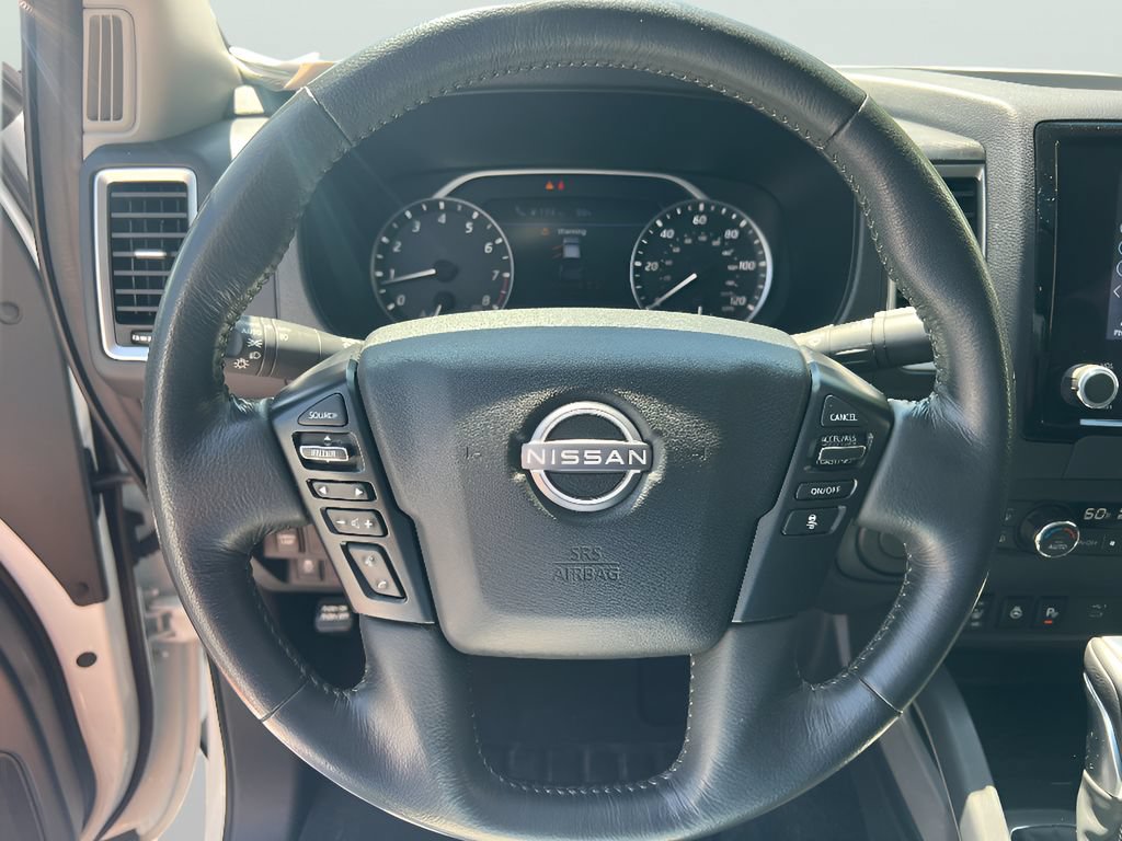 Used 2024 Nissan Frontier SL w/ Technology Package RWD image 20