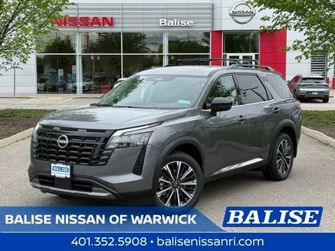 New 2026 Nissan Pathfinder Platinum AWD/4WD image 1