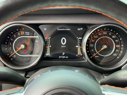 Used 2023 Jeep Gladiator Mojave w/ LED Lighting Group AWD/4WD image 24