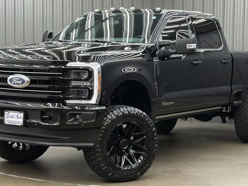 Used 2026 Ford F250 Platinum w/ FX4 Off-Road Package AWD/4WD image 1
