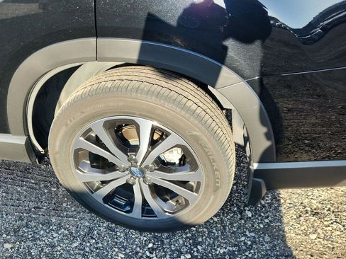 Used 2023 Subaru Forester Limited image 6