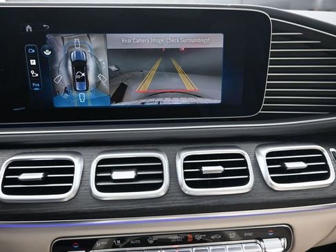 New 2026 Mercedes-Benz GLS 450 4MATIC image 12