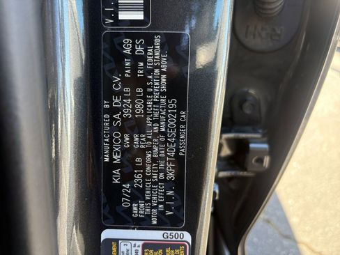 Used 2025 Kia K4 LXS image 29