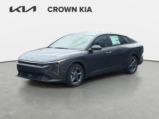 New 2026 Kia K4 FWD video 1