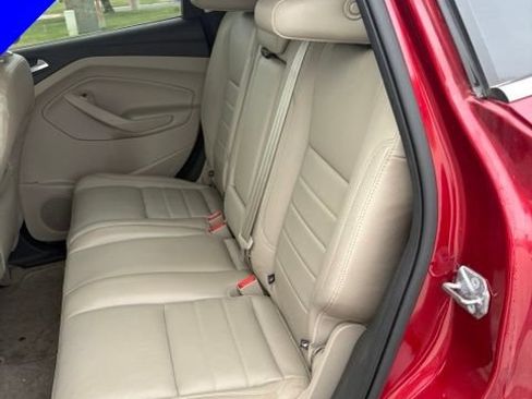 Used 2015 Ford Escape Titanium FWD image 29