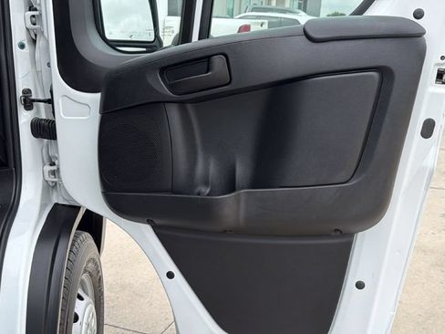 Used 2026 RAM ProMaster 2500 w/ Convenience Group FWD image 27