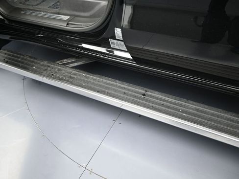 Used 2024 Chevrolet Silverado 1500 LTZ w/ LTZ Premium Package image 42