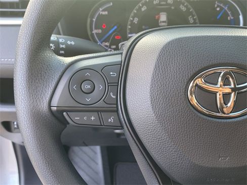 New 2025 Toyota RAV4 LE image 18