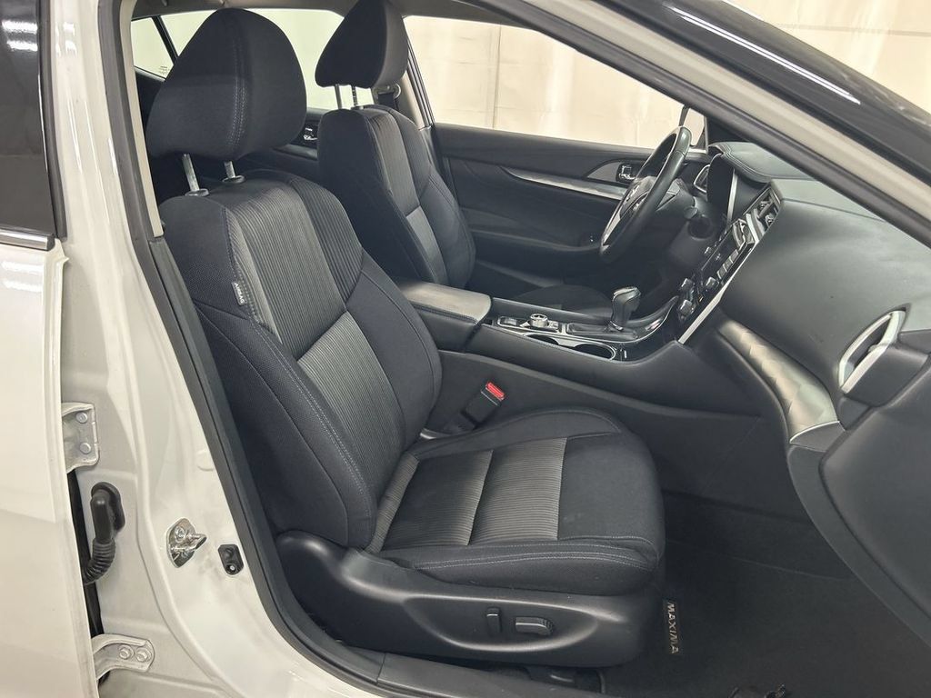 Used 2019 Nissan Maxima 3.5 S w/ Floor Mat Group FWD image 22