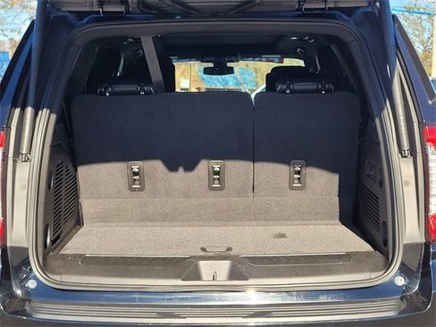 Used 2021 GMC Yukon SLT w/ SLT Luxury Plus Package image 8