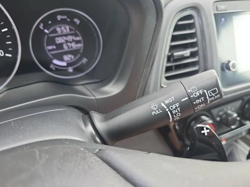 Used 2021 Honda HR-V Sport image 23