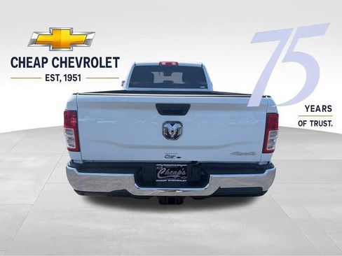 Used 2021 RAM 3500 Tradesman w/ Chrome Appearance Group AWD/4WD image 4