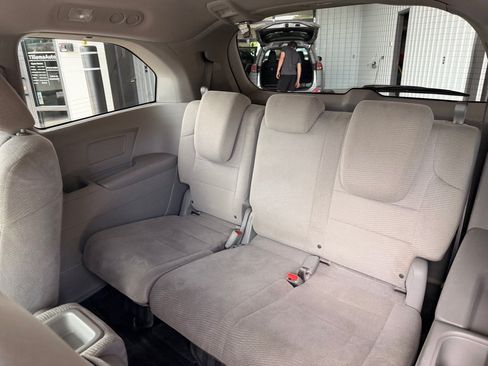 Used 2012 Honda Odyssey EX image 13