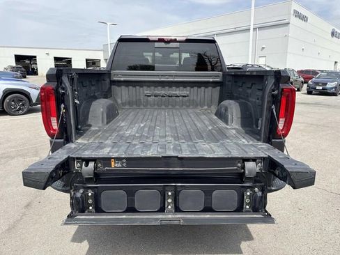 Used 2023 GMC Sierra 1500 Denali w/ Denali Reserve Package AWD/4WD image 10