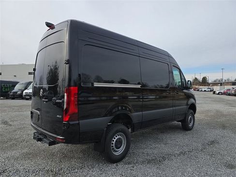 New 2026 Mercedes-Benz Sprinter 2500 image 3
