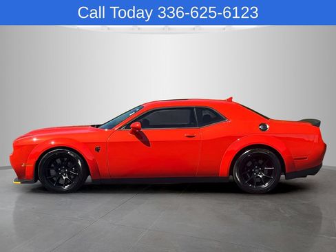 Used 2023 Dodge Challenger SRT Hellcat RWD image 2