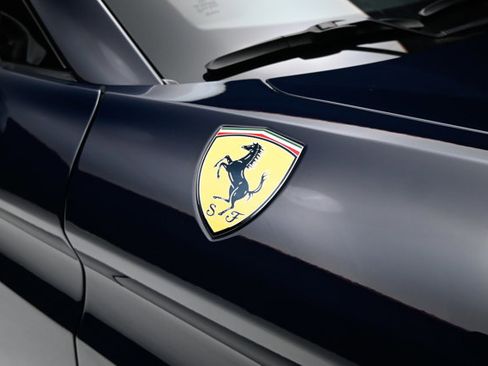 Used 2016 Ferrari California T image 16